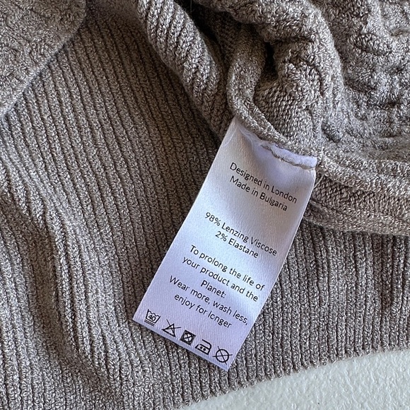 Textured Beige Knit Top - Picture 4 of 4